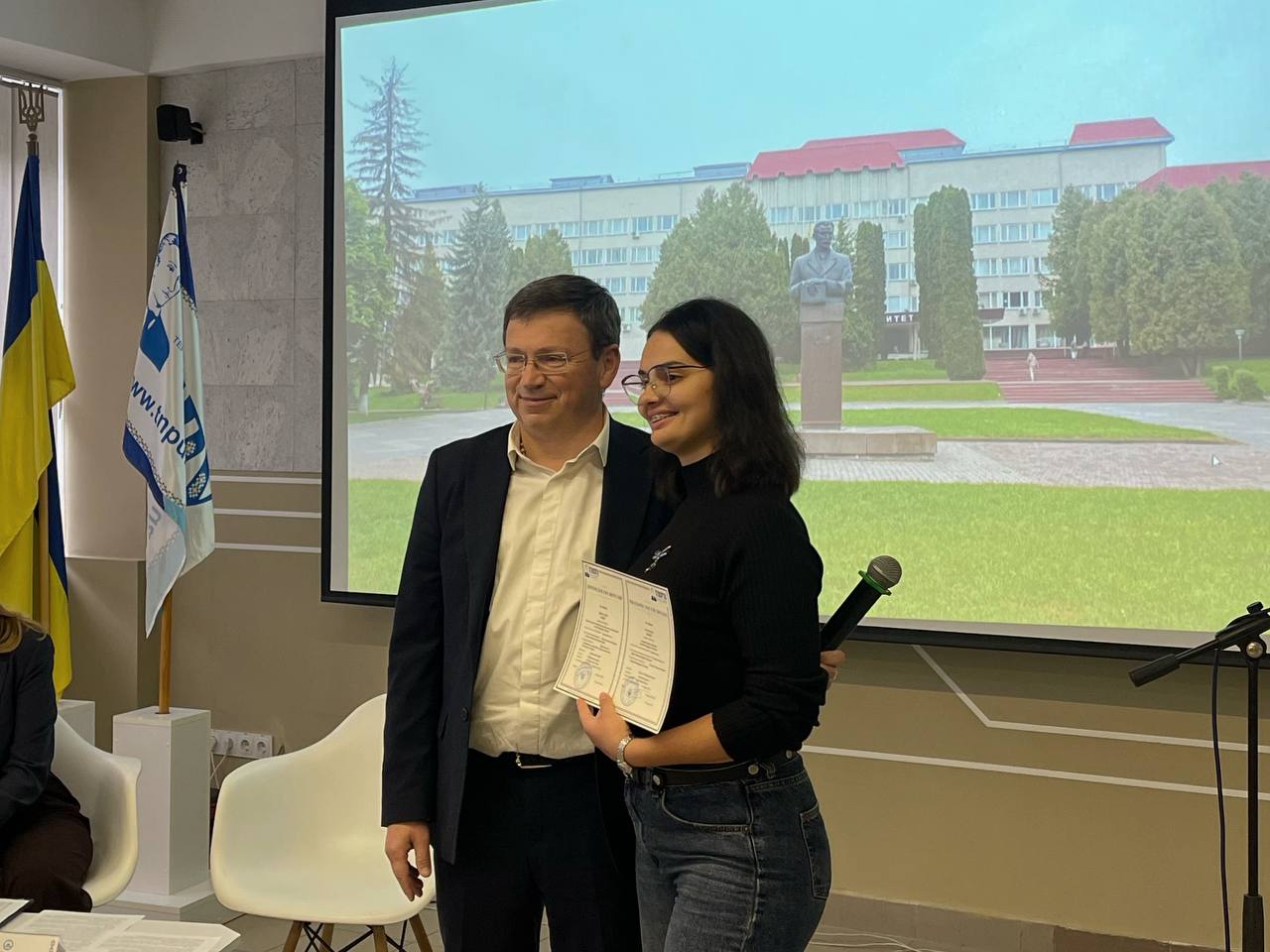 anastasiia_serkiz_otrymala_dyplom_doktora_filosofii